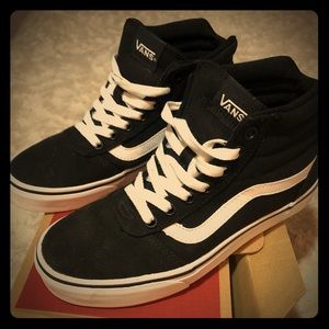 High top vans sneakers